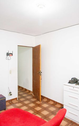Casa à venda com 80m², 3 quartos e 2 vagasQuarto Suíte
