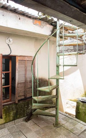 Casa à venda com 80m², 3 quartos e 2 vagasÁrea de Serviço