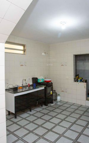 Casa à venda com 80m², 3 quartos e 2 vagasCozinha