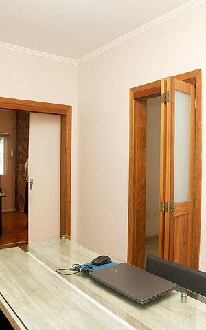 Casa à venda com 208m², 3 quartos e 4 vagasSala 2