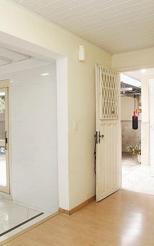 Casa à venda com 208m², 3 quartos e 4 vagasSala 4