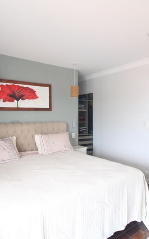 Casa à venda com 240m², 4 quartos e 3 vagasSuíte 1