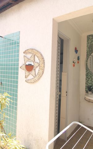 Casa à venda com 240m², 4 quartos e 3 vagasBanheiro da piscina