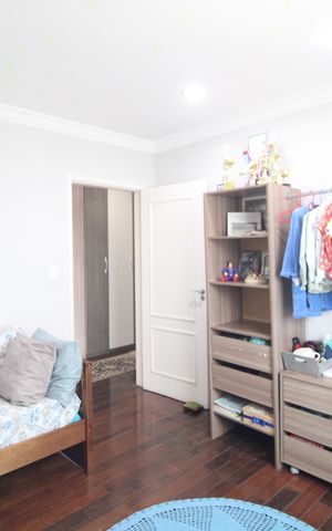 Casa à venda com 240m², 4 quartos e 3 vagasQuarto 1