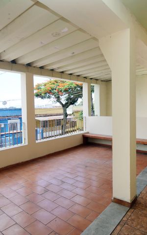 Casa à venda com 386m², 4 quartos e 2 vagasVaranda da Sala
