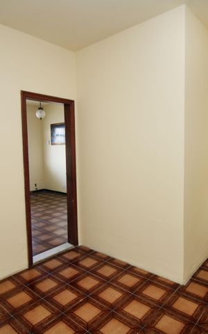 Casa à venda com 386m², 4 quartos e 2 vagasSala 2º Piso
