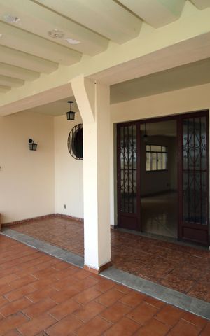 Casa à venda com 386m², 4 quartos e 2 vagasVaranda da Sala