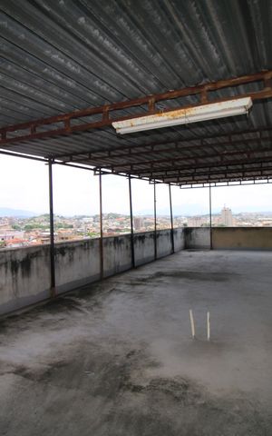 Casa à venda com 386m², 4 quartos e 2 vagasTerraço