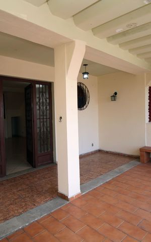 Casa à venda com 386m², 4 quartos e 2 vagasVaranda da Sala