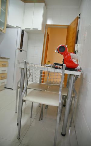 Apartamento para alugar com 65m², 2 quartos e 1 vagaCozinha 