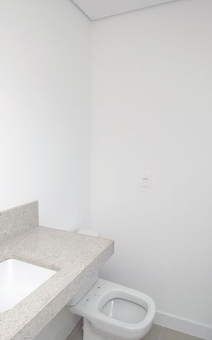 Apartamento à venda com 93m², 3 quartos e 2 vagasBanheiro da Suíte 1