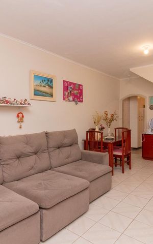 Casa à venda com 145m², 3 quartos e 2 vagasSala