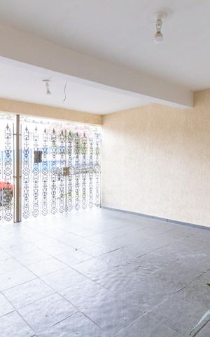 Casa à venda com 145m², 3 quartos e 2 vagasGaragem