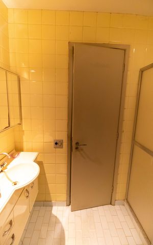 Apartamento para alugar com 180m², 4 quartos e 1 vaga Apartamento para alugar com 180m², 4 quartos e 1 vagaBanheiro