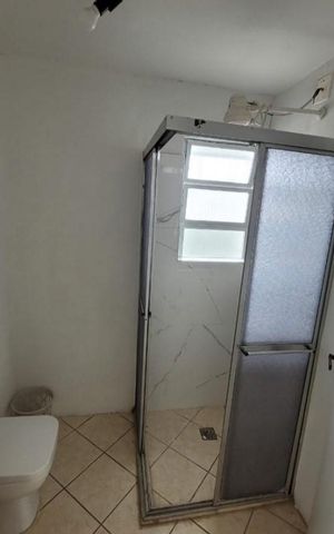 Apartamento à venda com 86m², 3 quartos e sem vaga Apartamento à venda com 86m², 3 quartos e sem vagaBanheiro
