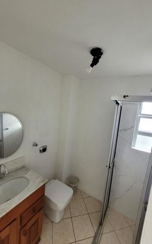 Apartamento à venda com 86m², 3 quartos e sem vaga Apartamento à venda com 86m², 3 quartos e sem vagaBanheiro