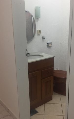 Apartamento à venda com 86m², 3 quartos e sem vaga Apartamento à venda com 86m², 3 quartos e sem vagaBanheiro
