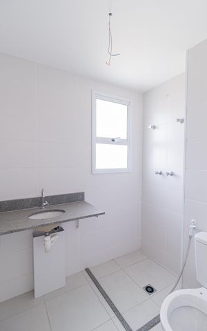 Apartamento à venda com 65m², 2 quartos e 2 vagas Apartamento à venda com 65m², 2 quartos e 2 vagasBanheiro da suíte