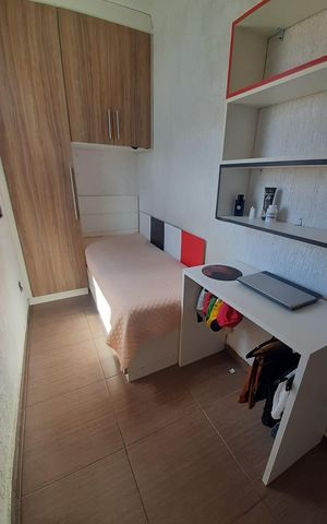 Casa à venda com 150m², 4 quartos e 2 vagas Casa à venda com 150m², 4 quartos e 2 vagasQuarto