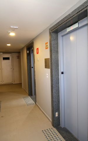 Apartamento para alugar com 40m², 2 quartos e sem vagaÁrea comum - Elevadores