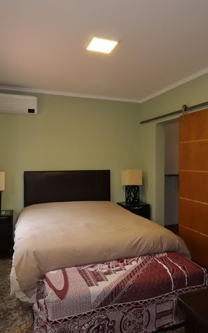 Casa à venda com 235m², 3 quartos e 7 vagasSuíte