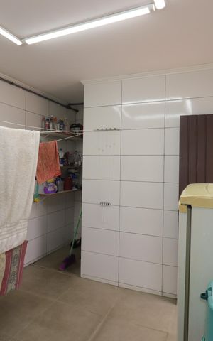 Casa à venda com 235m², 3 quartos e 7 vagasÁrea de Serviço