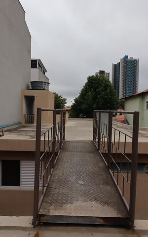 Casa à venda com 235m², 3 quartos e 7 vagasTerraço