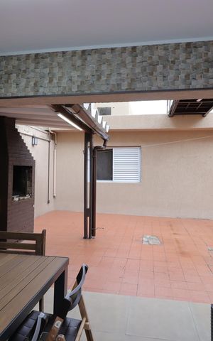 Casa à venda com 235m², 3 quartos e 7 vagasÁrea Gourmet