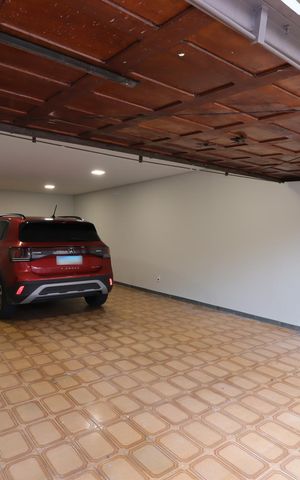 Casa à venda com 235m², 3 quartos e 7 vagasGaragem