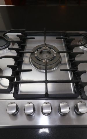 Casa à venda com 235m², 3 quartos e 7 vagasCozinha - Cooktop