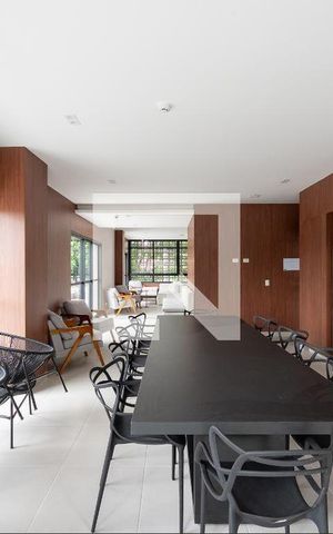 Studio à venda com 28m², 1 quarto e sem vaga Studio à venda com 28m², 1 quarto e sem vagaÁrea comum - Salão de festas