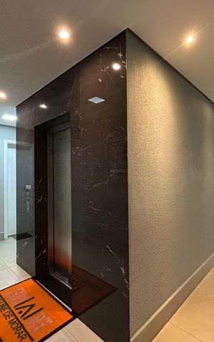 Apartamento à venda com 53m², 2 quartos e 1 vaga Apartamento à venda com 53m², 2 quartos e 1 vagaHall