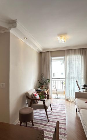 Apartamento à venda com 53m², 2 quartos e 1 vaga Apartamento à venda com 53m², 2 quartos e 1 vagaSala de Jantar