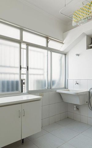 Apartamento à venda com 170m², 3 quartos e 1 vaga Apartamento à venda com 170m², 3 quartos e 1 vagaÁrea de Serviço