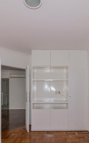 Apartamento à venda com 170m², 3 quartos e 1 vaga Apartamento à venda com 170m², 3 quartos e 1 vagaSuíte 3
