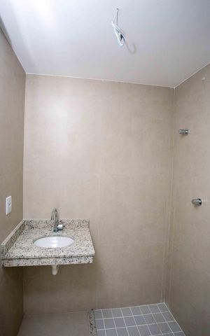 Apartamento à venda com 53m², 2 quartos e 1 vagaBanheiro Social