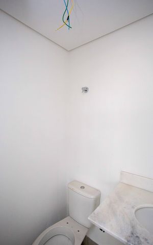 Apartamento à venda com 130m², 3 quartos e 3 vagasLavabo