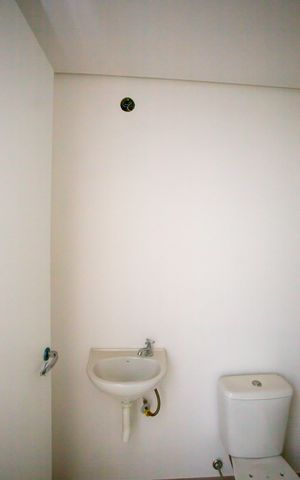 Apartamento à venda com 130m², 3 quartos e 3 vagasBanheiro de serviço