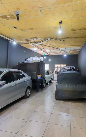 Casa à venda com 270m², 4 quartos e 7 vagasGaragem