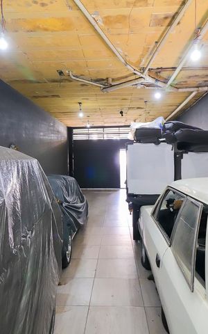 Casa à venda com 270m², 4 quartos e 7 vagasGaragem