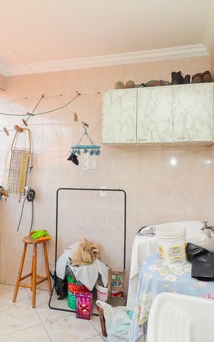 Casa à venda com 270m², 4 quartos e 7 vagasÁrea de Serviço