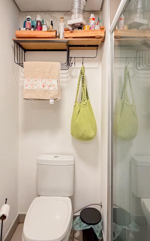 Studio para alugar com 42m², 1 quarto e sem vaga Studio para alugar com 42m², 1 quarto e sem vagaBanheiro