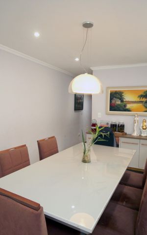 Casa à venda com 180m², 4 quartos e 2 vagasSala de Jantar