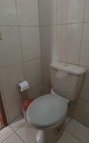 Casa à venda com 270m², 3 quartos e 5 vagasBanheiro da Edícula 2