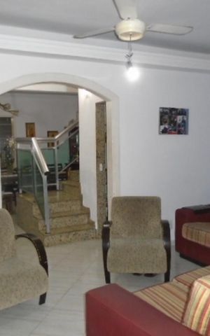 Casa de condomínio para alugar com 211m², 3 quartos e 2 vagas Casa de condomínio para alugar com 211m², 3 quartos e 2 vagasSala
