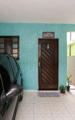 Casa à venda com 211m², 3 quartos e 1 vaga Casa à venda com 211m², 3 quartos e 1 vagaGaragem