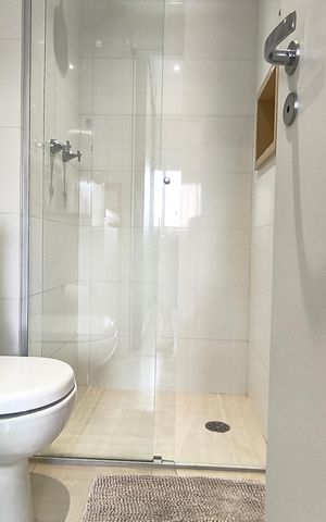 Apartamento à venda com 87m², 2 quartos e 2 vagasBanheiro da Suíte 1