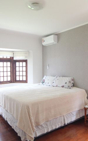 Casa à venda com 670m², 3 quartos e 4 vagasSuíte