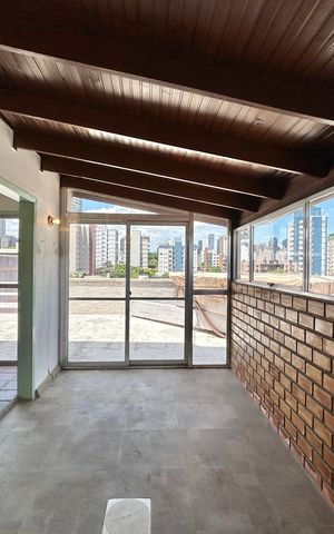 Apartamento para alugar com 125m², 3 quartos e sem vaga