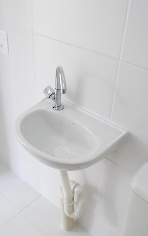 Apartamento à venda com 32m², 2 quartos e sem vaga Apartamento à venda com 32m², 2 quartos e sem vagaBanheiro social